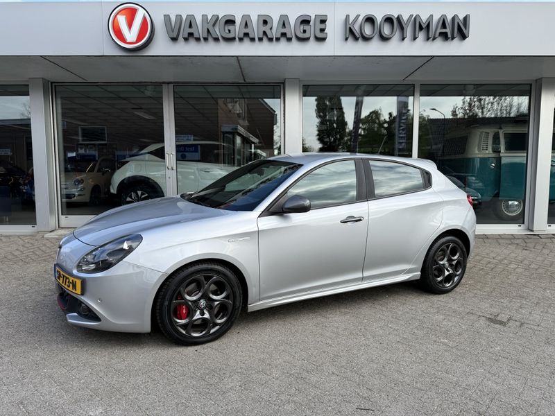 Alfa-romeo-Giulietta-1-4-T-MultiAir-Super-210PK-veloce-LM17-1